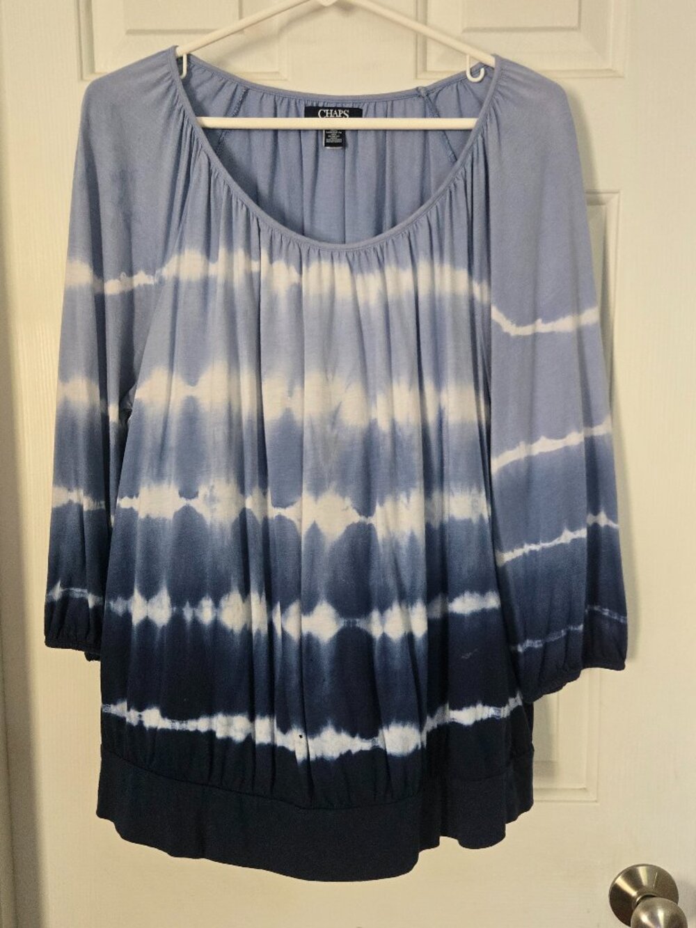 WOMAN's CHAPS 3/4 SLEEVE PULL OVER BLUE AND WHITE BLOUSE